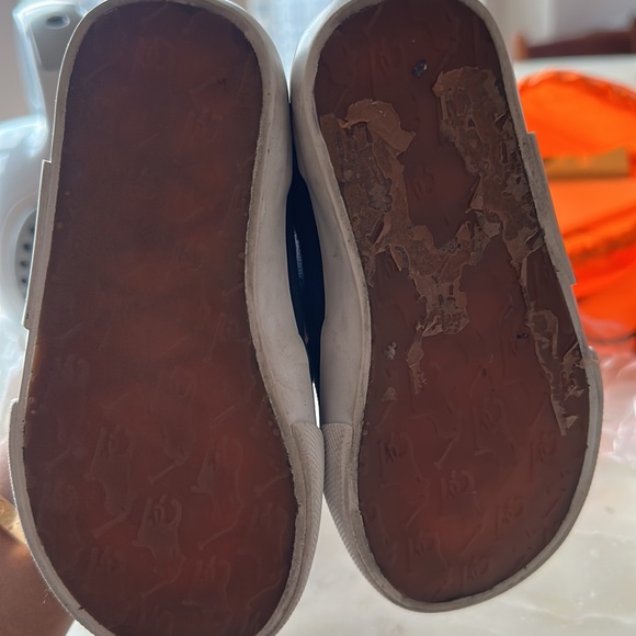 Ralph Lauren Polo sneakers slip ons - Picture 2 of 3